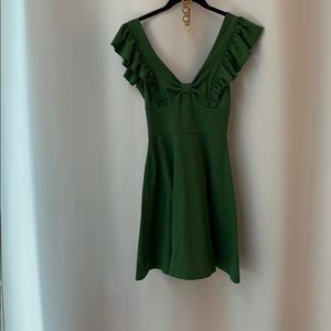 Kelly green mini dress, V neck/back, Strech